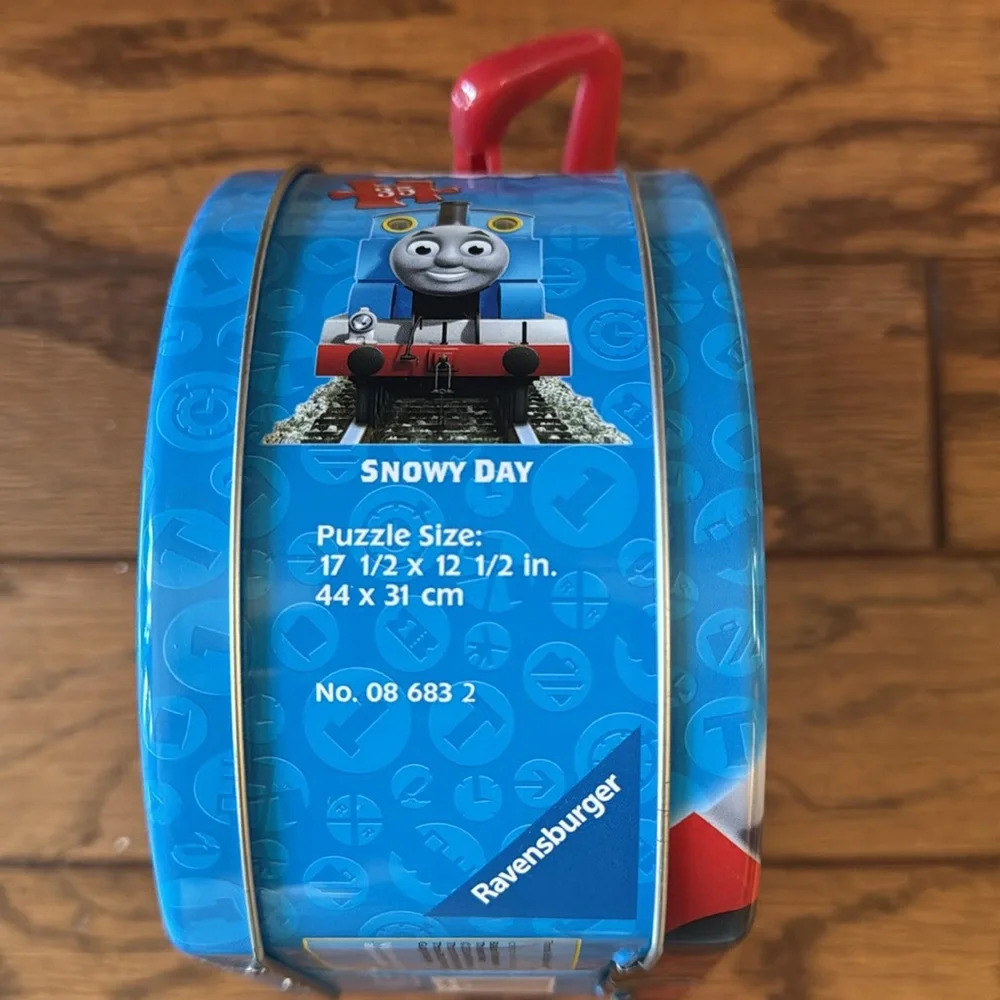 Ravensburger Thomas & Friends Thomas Tank Train Snow Day 35 pcs puzzle tin case